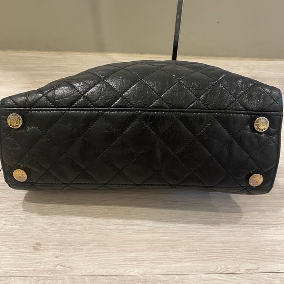 Michael Kors Black Quilted Tote Bag - Picture 9 of 10